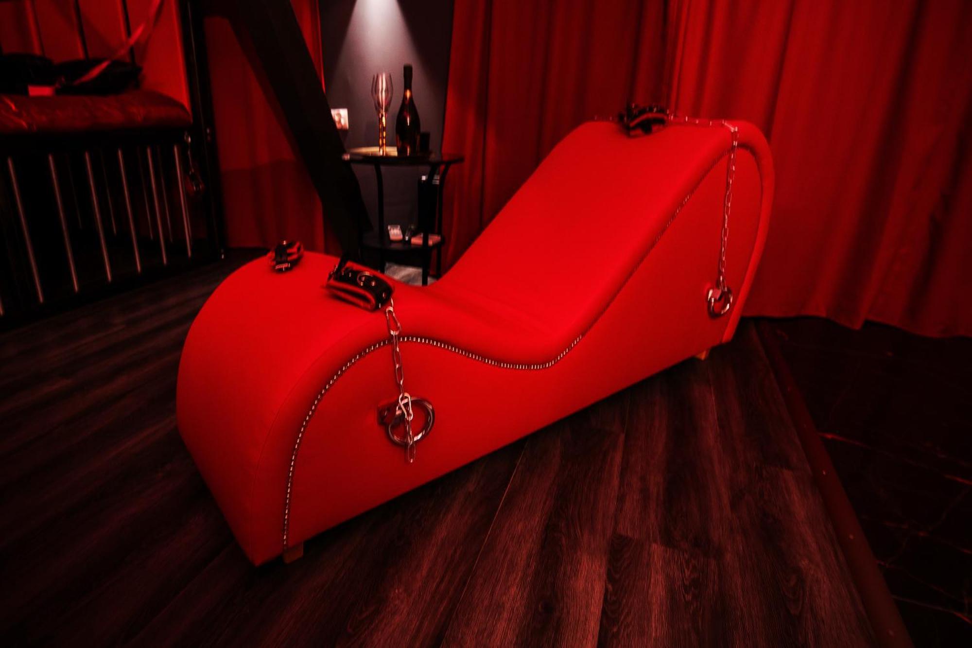 Red Palace Apartament Bdsm Μπίντγκοστς Εξωτερικό φωτογραφία